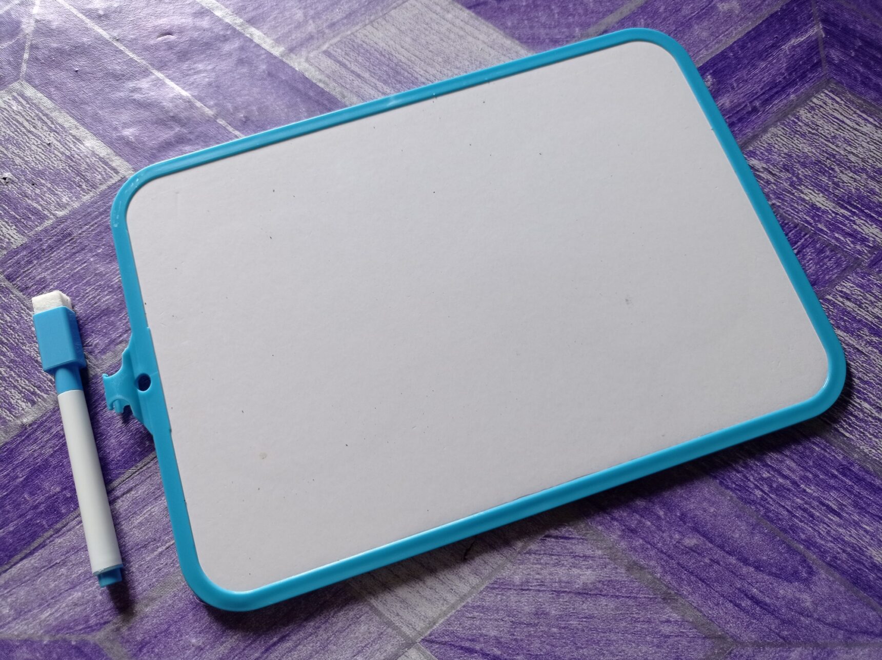 Mini whiteboard.