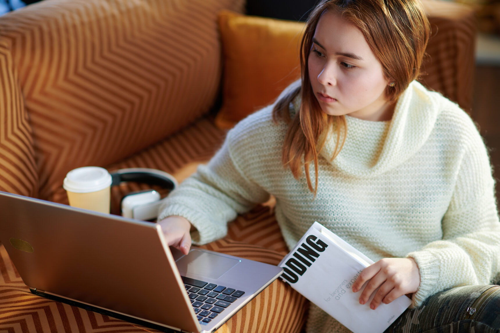 Girl doing a coding online certification course.